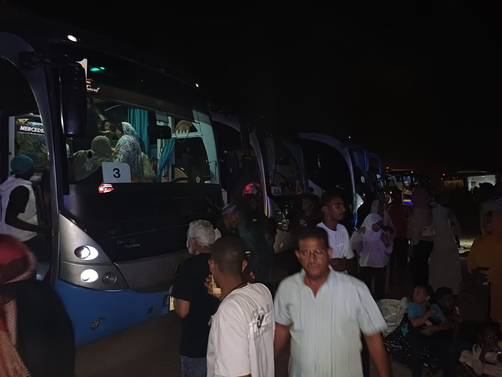 وصول قطار الأشقاء السودانيين (3) وصول قطار الأشقاء السودانيين (3)
