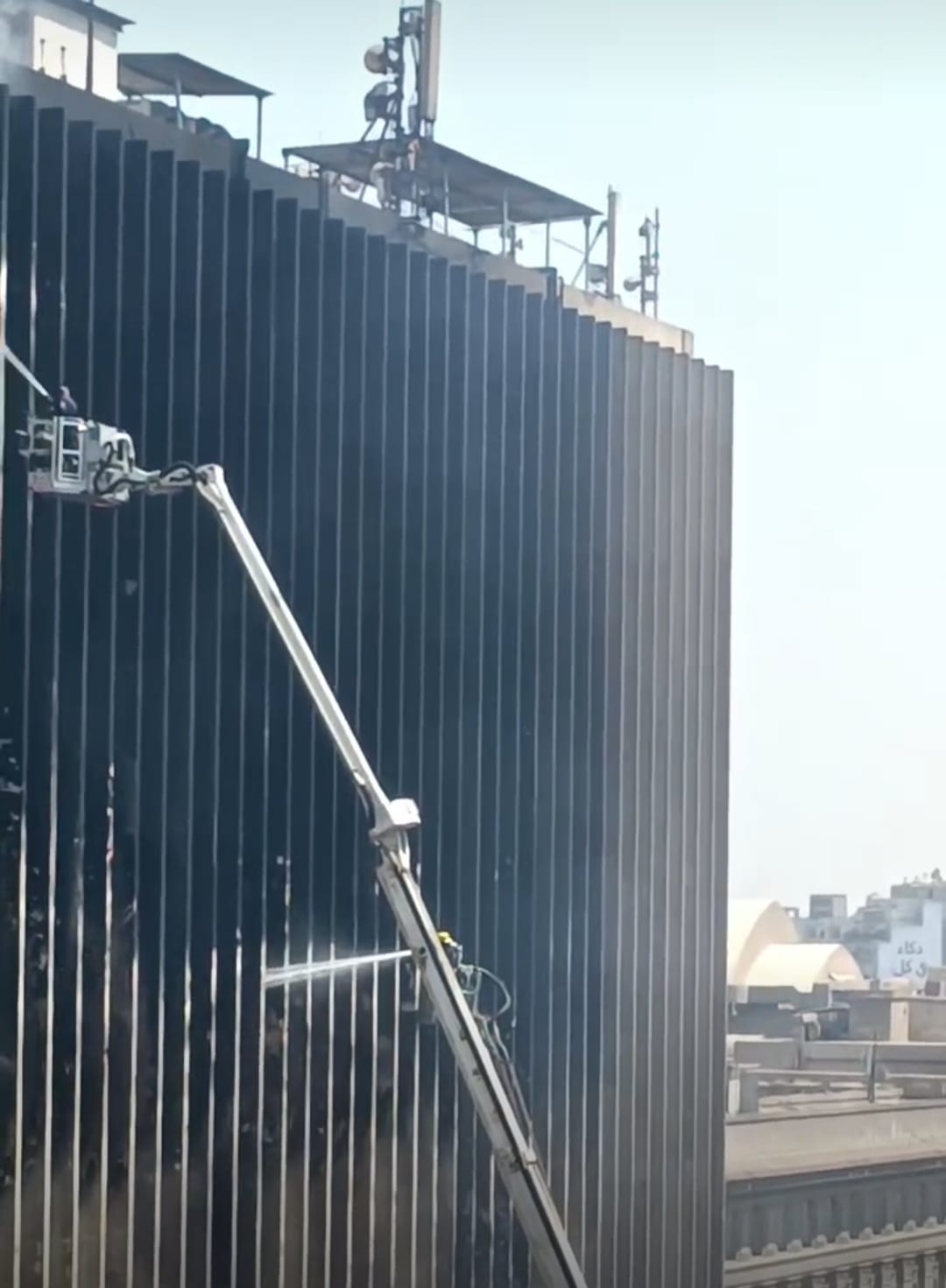 عمليات تبريد حريق سنترال رمسيس (5) عمليات تبريد حريق سنترال رمسيس (5)