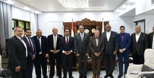 تفاصيل..محافظ قنا نعمل على تعزيز البنية التحتية للمنشآت الرياضية