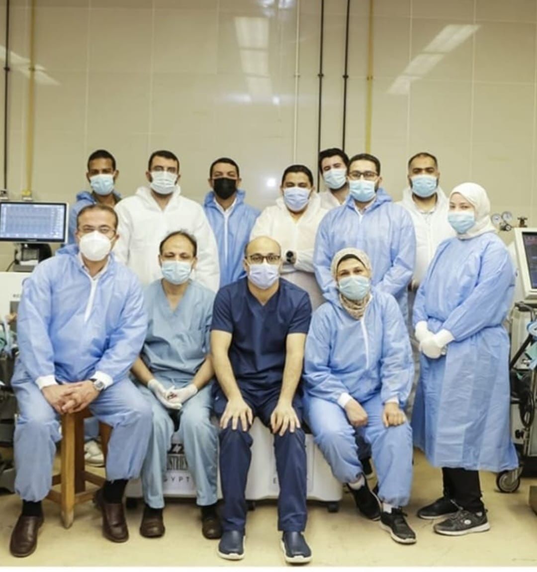 اطباء جامعة القاهرة اطباء جامعة القاهرة