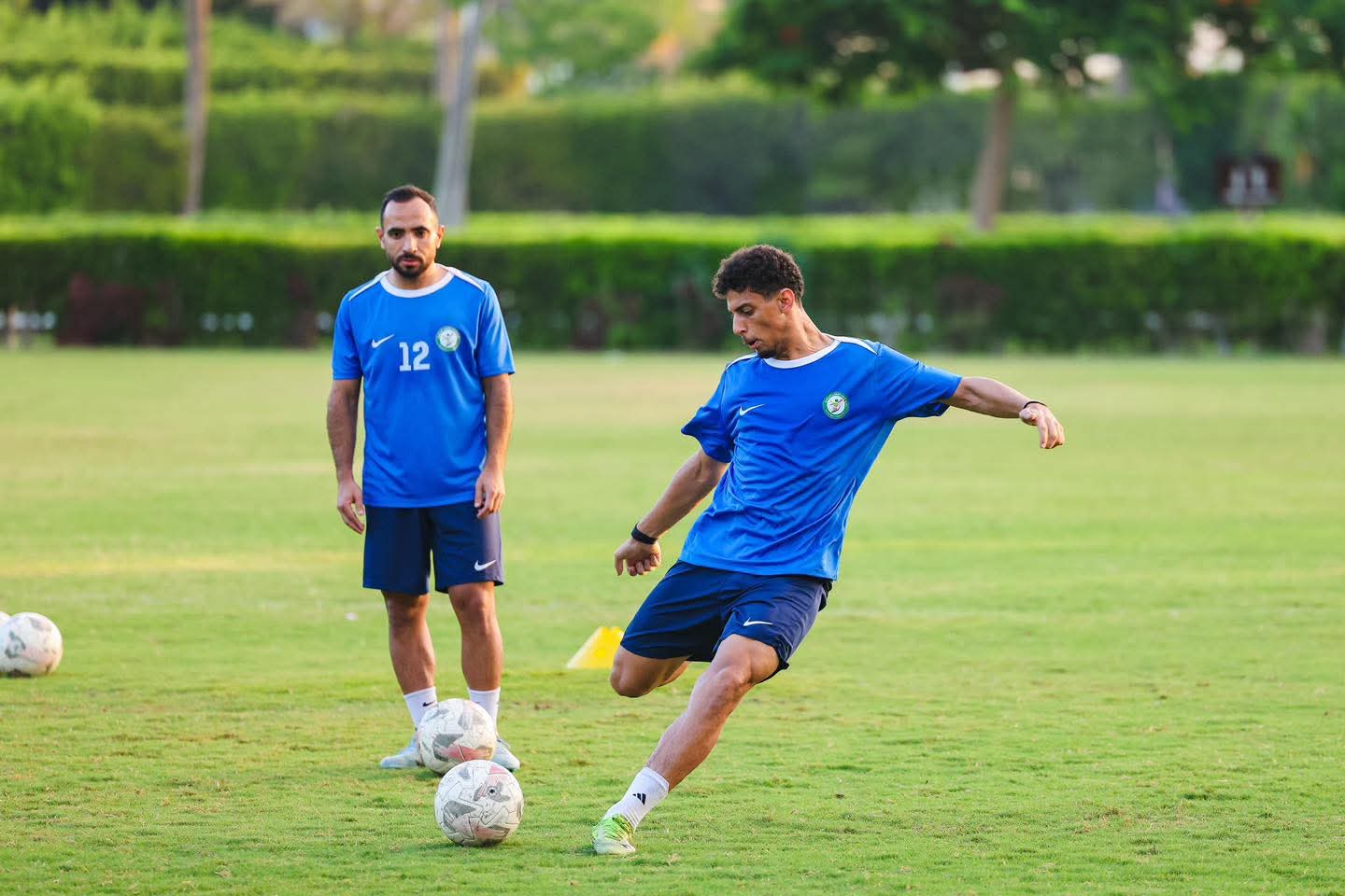 تدريبات على التسديد في مران البنك الاهلى تدريبات على التسديد في مران البنك الاهلى