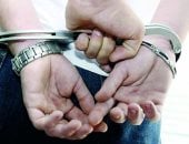 ضبط طالبين بكلية الطب ينتحلان صفة أخصائي باطنة وعظام داخل مجمع عيادات بسوهاج manshetat