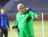 محافظ بورسعيد ينعى ميمي عبد الرازق نجم ومدرب النادي المصري السابق manshetat
