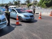 حملات مرورية مكثفة لرصد المخالفات بمحاور القاهرة والجيزة manshetat