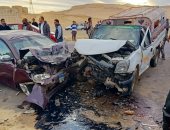 إصابة 8 أشخاص فى حادث تصادم سيارة ملاكى مع ربع نقل بالوادى الجديد manshetat