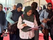 آخر تحديث.. توافد طلاب الثانوية العامة على اللجان والتعليم تتابع وصول الأسئلة