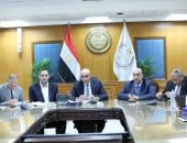 آخر تحديث.. وزير التعليم من داخل غرفة عمليات الثانوية توفير بيئة امتحانية آمنة للطلاب