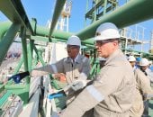 آخر تحديث.. وزير البترول والثروة يتفقد المراحل النهائية لتجهيزات سفينة التغييز Energos Eskimo