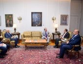 وزير الخارجية يستقبل مدير عام السياسات باللجنة اليهودية الأمريكية manshetat