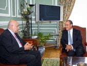 وزير الخارجية يستقبل قيادى بـفتح ويؤكد ندعم وحدة الأراضى الفلسطينية manshetat