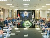 وزيرا الإنتاج الحربى والكهرباء يبحثان التدبير الموحد للاحتياجات manshetat