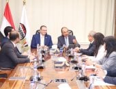 وزير قطاع الأعمال يستقبل رئيس الجهاز المركزى للتنظيم والإدارة لبحث تعزيز التعاون المشترك manshetat