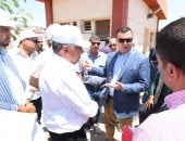وزير الإسكان يتفقد وحدات الإسكان الأخضر بمبادرة سكن لكل المصريين manshetat