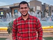 حمدي فرج الأول على الدبلومات الفنية والدى كان سندى فى كل خطوة manshetat