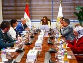 وزيرة التنمية المحلية تتابع إعداد الخطة الاستراتيجية واستراتيجية تغير المناخ manshetat