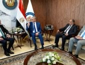 وزير البترول يبحث مع شلمبرجير سبل دعم أنشطة الاستكشاف والإنتاج manshetat