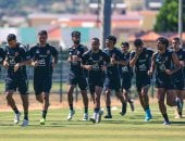 ريبيرو يحاضر لاعبي الأهلي قبل مواجهة الملعب التونسي ودياً اليوم manshetat