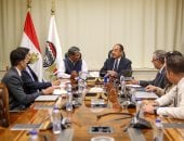 وزير قطاع الأعمال يبحث مع السفير الهندي بالقاهرة فرص تعزيز التعاون الصناعي والاستثماري manshetat