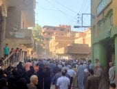 تشييع جثمانى شابين جراء اصطدام سيارة بمحطة الأتوبيس الترددى فى السلام manshetat