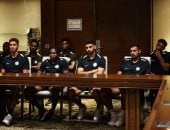 رئيس نادى البنك الأهلى يجتمع بالجهاز الفنى واللاعبين فى معسكر برج العرب manshetat