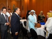 وزير الخارجية والهجرة يلتقى الجالية المصرية فى مالى manshetat