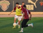 سيراميكا يتدرب بقمصان الموسم الماضى ظهور تيشيرت عابدين ونيدفيد بقميص موكا