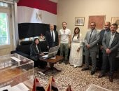 أبناء الجالية المصرية بالنرويج يدلون بأصواتهم فى انتخابات الشيوخ صور