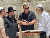 قائد القيادة المركزية الأمريكى يزور حائط البراق فى القدس المحتلة صور