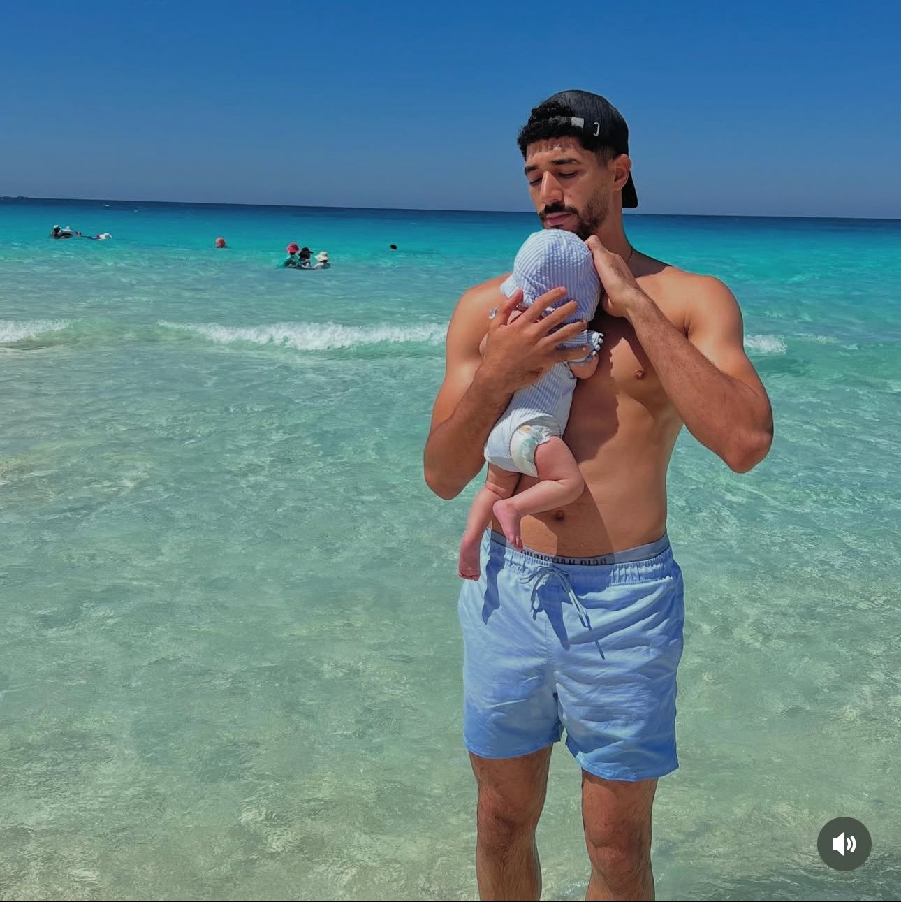 محمد سيحا حارس الأهلي محمد سيحا حارس الأهلي