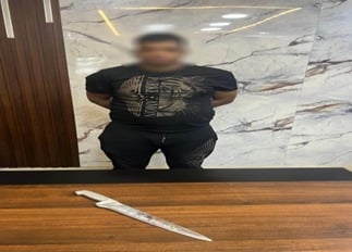 المتشاجرون (3) المتشاجرون (3)