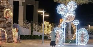 تفاصيل..الغردقة تتزين استعدادا للكريسماس تجهيز خيمة رأس السنة لاستقبال السياح