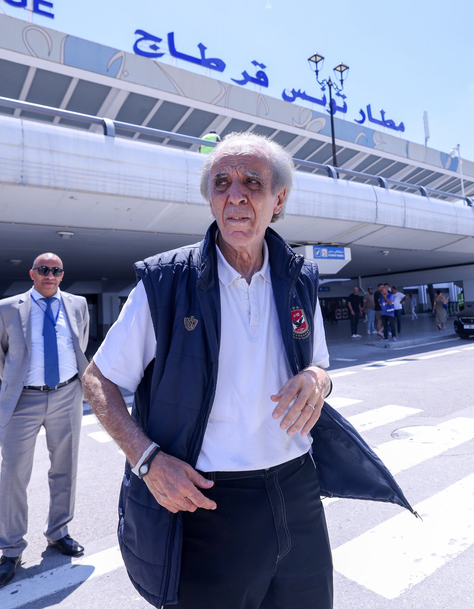 سمير عدلي المدير الإداري للأهلي في تونس