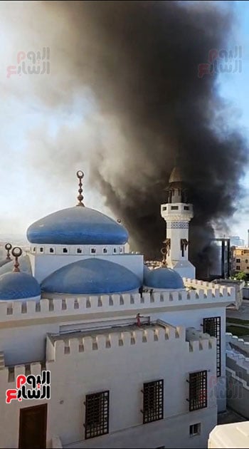 حريق فى دبى مول في الشيخ زايد (8) حريق فى دبى مول في الشيخ زايد (8)