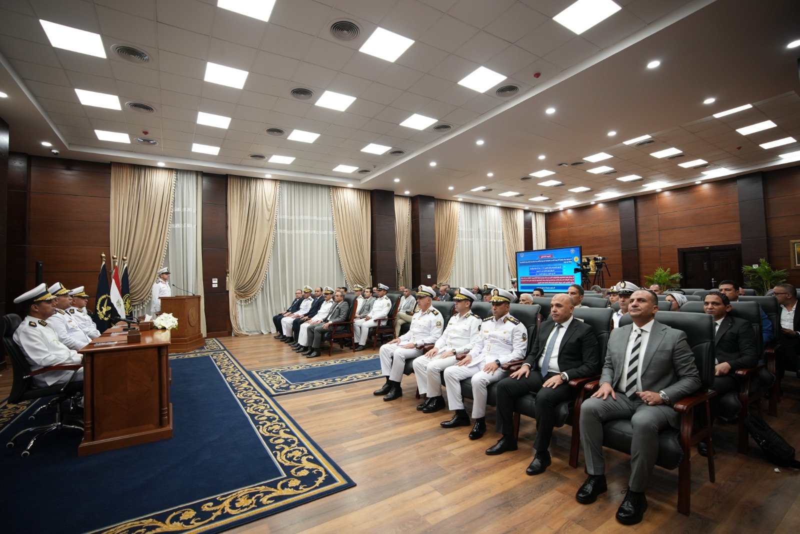 مؤتمر قبول دفعة جديدة من الطلبة الراغبين في الالتحاق بكلية الشرطة مؤتمر قبول دفعة جديدة من الطلبة الراغبين في الالتحاق بكلية الشرطة