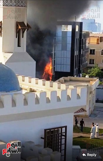 حريق فى دبى مول في الشيخ زايد (5) حريق فى دبى مول في الشيخ زايد (5)