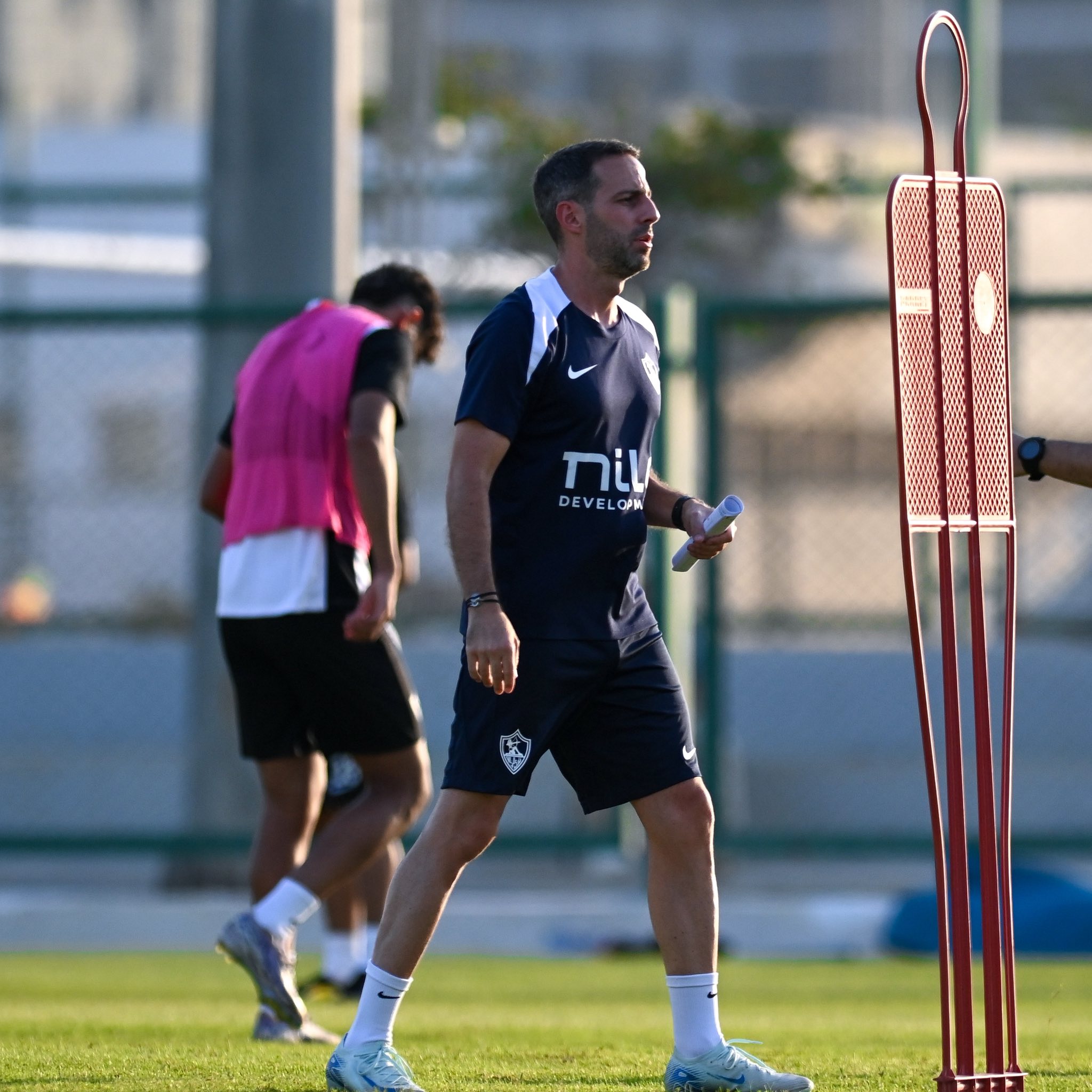 تركيز يانيك فيريرا فى مران الزمالك تركيز يانيك فيريرا فى مران الزمالك