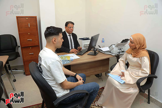 عروسان بمكتب زواج الاجانب عروسان بمكتب زواج الاجانب