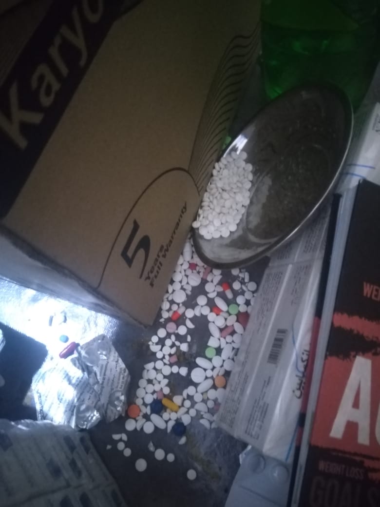جانب من حبوب علاج الإدمان جانب من حبوب علاج الإدمان