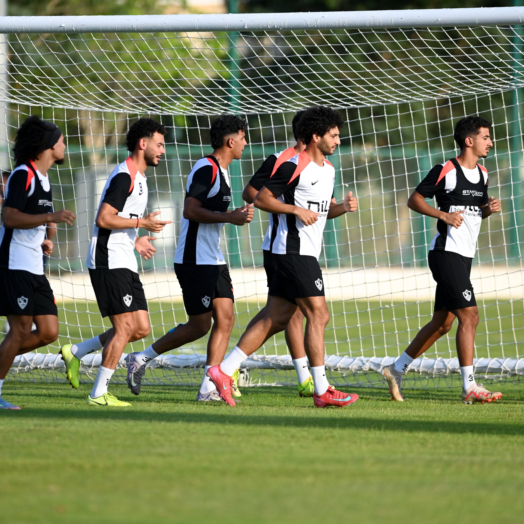 تدريبات لاعبى الزمالك تدريبات لاعبى الزمالك