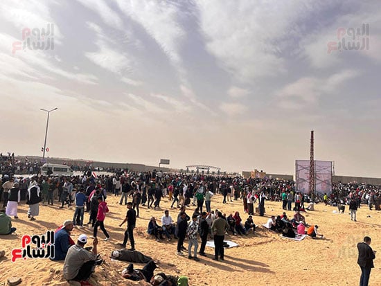 المصريين--يعلنون-رفضهم-التهجير--ودعم-القضية-الفلسطينية المصريين--يعلنون-رفضهم-التهجير--ودعم-القضية-الفلسطينية
