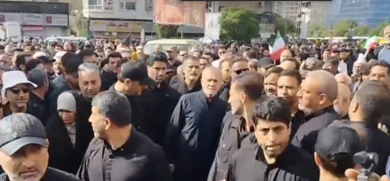 الرئيس الإيراني في الجنازة الرئيس الإيراني في الجنازة