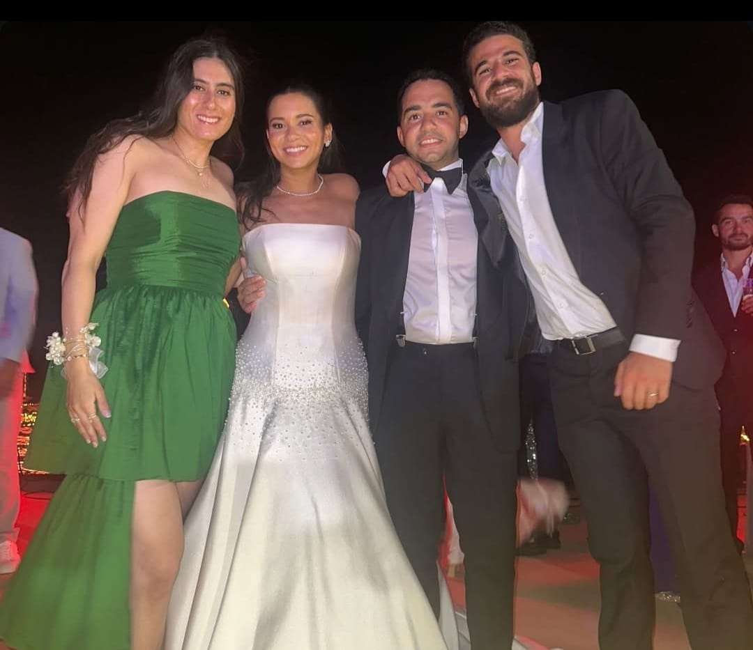 زينة مع نور الشربيني وزوجها زينة مع نور الشربيني وزوجها